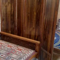 پار تیشن و آیینه قدی