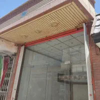 مغازه شیک و تمیز