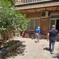 200-متر-زیر-بنا-دربست-در-دو-طبقه-و-نیم-مسکونی-شرکت