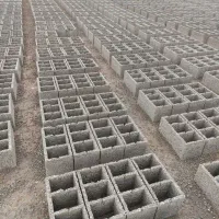 یک نفر جهت کار در کارگاه بلوک زنی