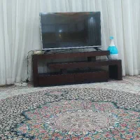 تلویزیون ال جی ۴۳ درحد نو همراه با زیر تلویزیون