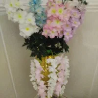 گلدان طلایی