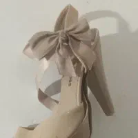 کفش پاشنه بلند