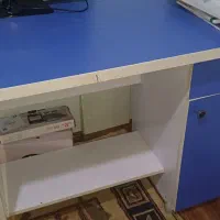 میز مطالعه و کامپیوتر در حد نو
