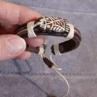 دستبند والنگو