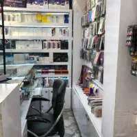 ویترین پشت شیشه mdf