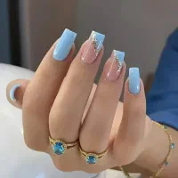 اف ویژه کاشت ناخن و اموزش تا آخر این ماه