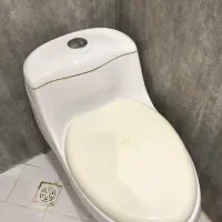 توالت فرنگی کاملا سالم مارک توتی