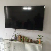 تی وی ۵۰ اینچ  سالم نو نو تازه خریدیم
