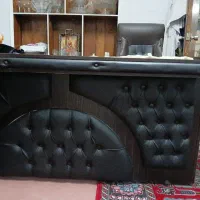 میز اداری سالم و تمیز مخصوص