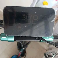 اسکوتر برقی تمیز و بدون خط و خش و مانیتور دار