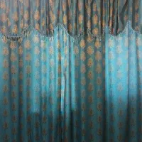 دوعدد پرده چهار متری