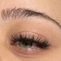 کاشت مژه  تخفیف ویژه ۱۹۹