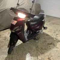 ماهیندارا ۱۱۰ اسکوتر