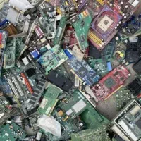 برد موبایل و کامپیوتر، رم،قطعات الکترونیکی