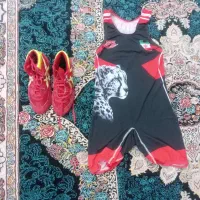 کفش و لباس
