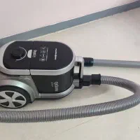 جارو برقی پاکشوما