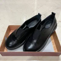 کفش چرم سایز ۳۷ در حد نو
