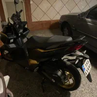 هوندا کلیک 160 اسپشیال شال طلا