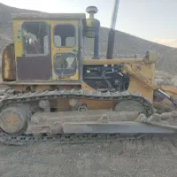 بلدوزر دی شش آماده به کار