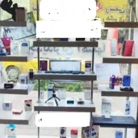 فروش ویترین و میز پیشخوان ام دی اف