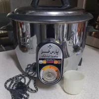 پلو پز و زودپز در حد نو
