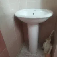 روشویی در حد نو همراه بااینه