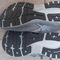 کتونی بروکس|کیف، کفش، کمربند|تهران, شوش (باغ آذری)|دیوار