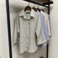فروشنده پوشاک