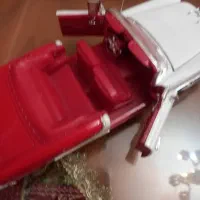 ماشین فلزی سواری و راهسازی
