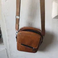 کیف چرم طبیعی ARAZBAG بسیار تمیز و کم‌استفاده