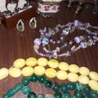 جاجواهری چینی و ساعت قدیمی