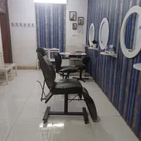 میکاپ شنیون رنگ کوتاهی کاشت ناخن کاشت مژه فیشیال