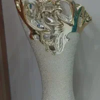 گلدان چینی طلایی
