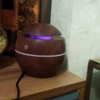 چراغ خواب و دستگاه بخورسرد