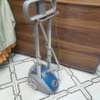 مخزن دار ایستاده
