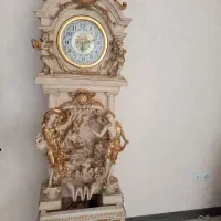 ساعت آبنما دار