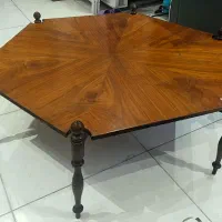 میز وسط با چوب گردو