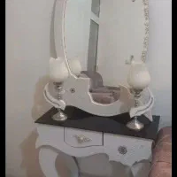 میز وآینه