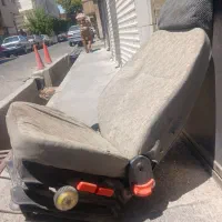 صندلی اتوبوس . آینه اتوبوس