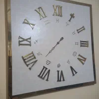 ساعت دیواری بزرگ