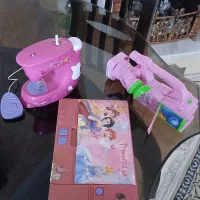 اسباب بازی و جامدادی