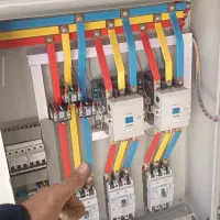 برقکار حرفه ای در شیراز