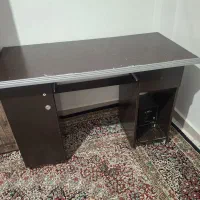 میز کامپیوتر