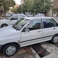 پراید مدل ۸۲ بی رنگ