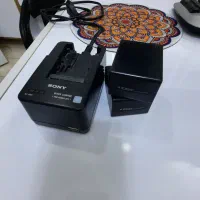 شارژر اصلی سونی سه پایه باطری دوبل
