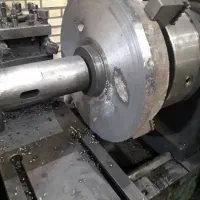 تراش وساخت قطعات  صنعتی  آماده همکاری باشرکتها