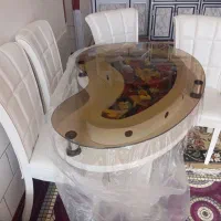 میز غذاخوری چرم وچوب