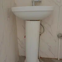 فروش یک عدد روشویی مروارید و شیر مربوطه