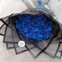 دسته گل رز کاربنی